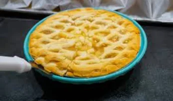 Apple Pie (Whole)