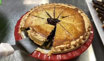 Blueberry Pie (Whole)